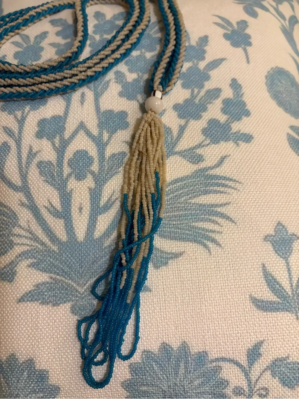 Antique Art Deco Blue & White Flapper Sautoir Beaded Lariat Necklace